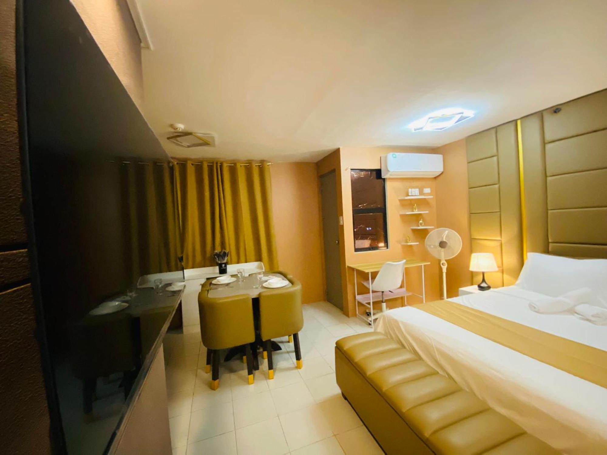 The Barracks Staycation Санта Роса Екстериор снимка